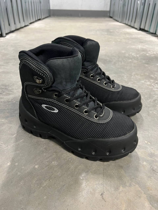 2000 Vintage Oakley Pit Boot Shoes
