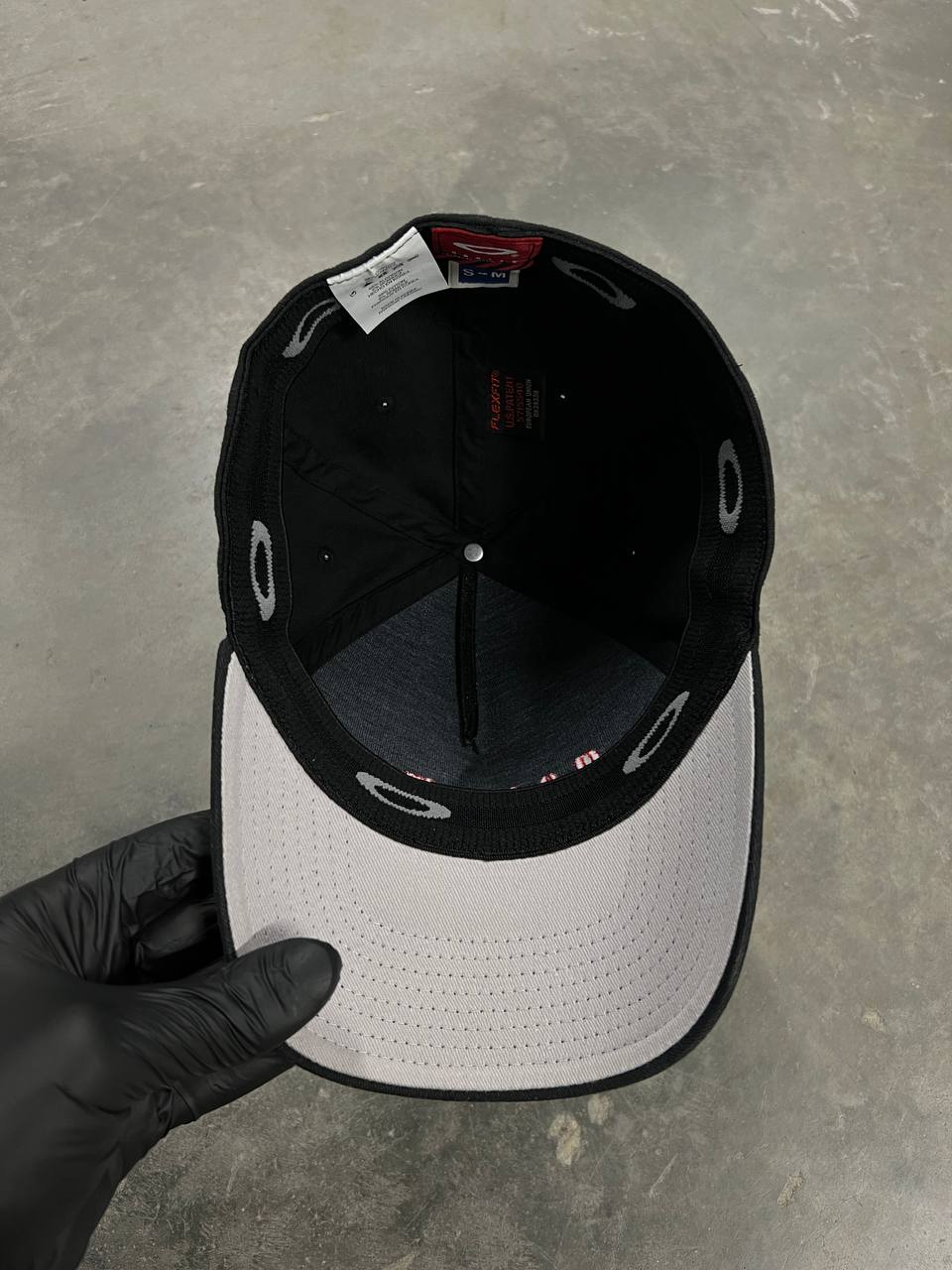 00s Vintage Oakley Hat