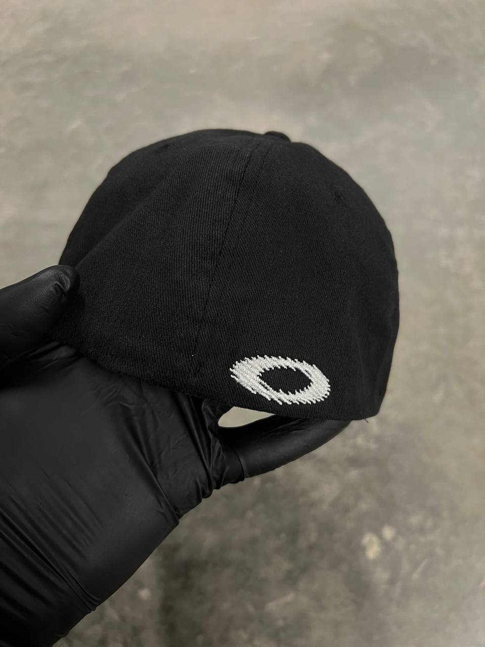 00s Vintage Oakley Hat