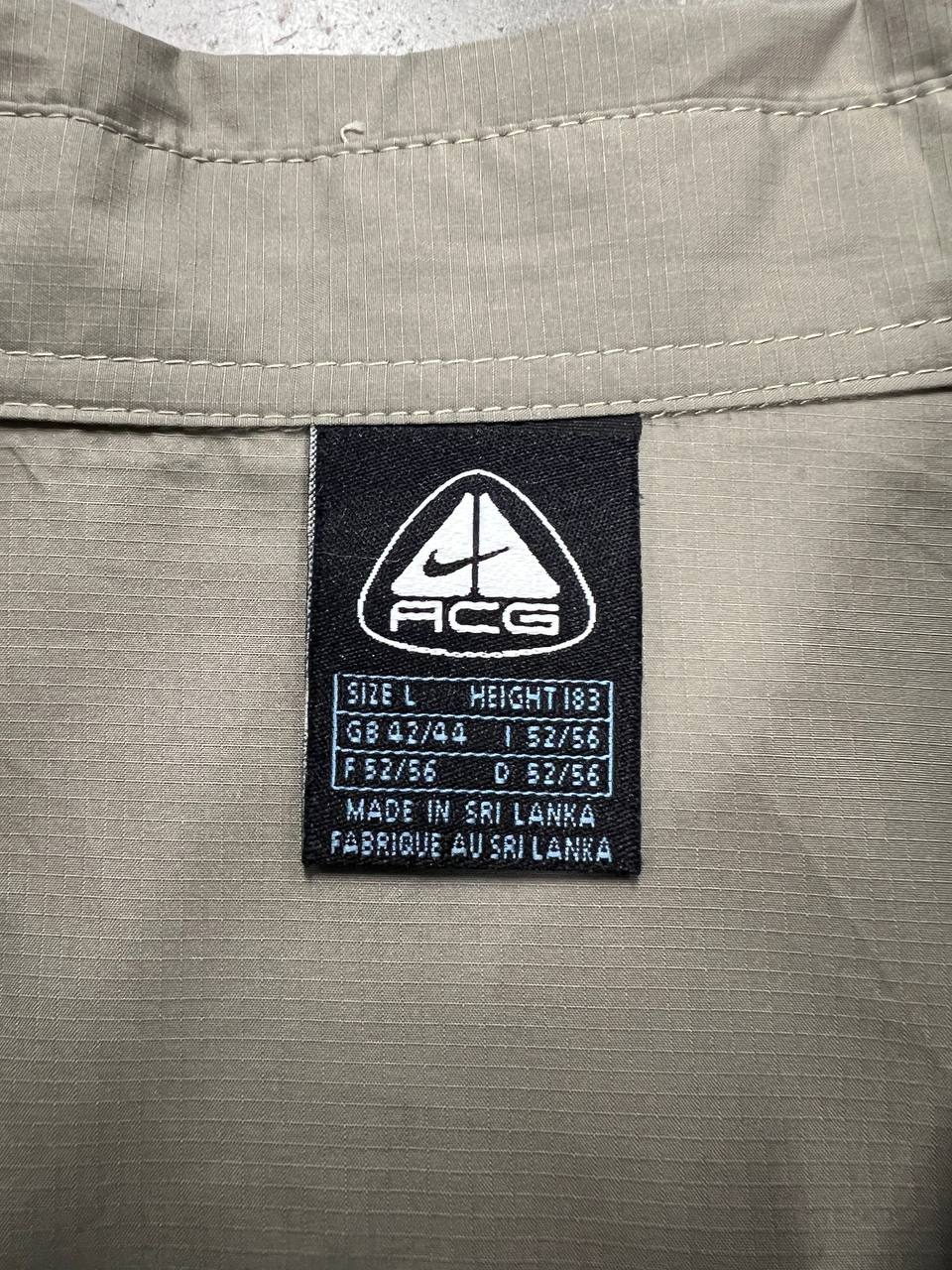 00s Vintage Nike ACG Nylon Shirt Detachable Sleeves