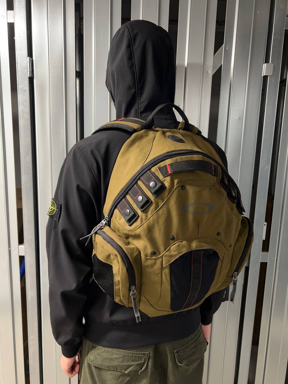 00s Vintage Oakley Planet Pack 2.0 Backpack