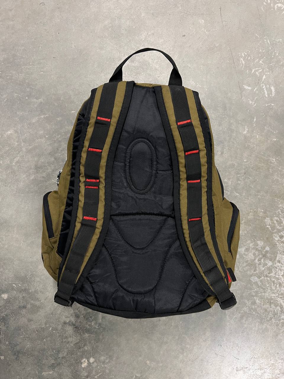 00s Vintage Oakley Planet Pack 2.0 Backpack