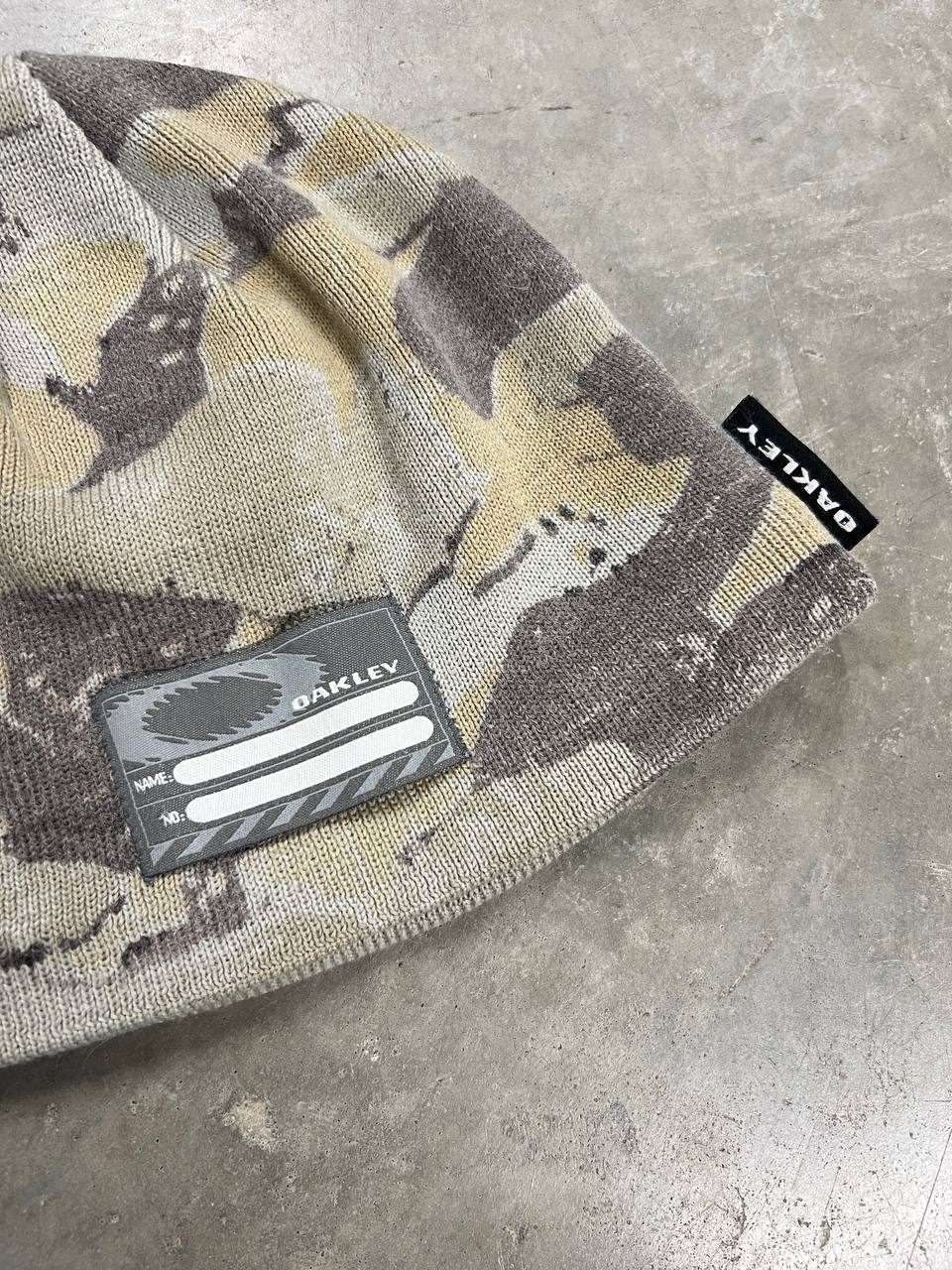 00s Vintage Oakley Beanie Hat