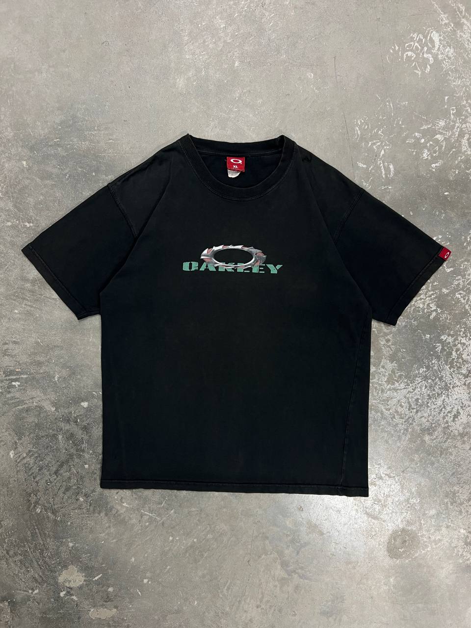 00s Vintage Oakley Blade T-Shirt