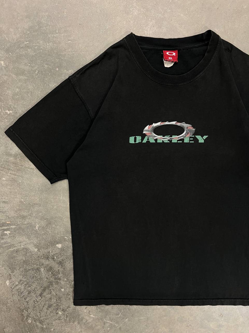 00s Vintage Oakley Blade T-Shirt