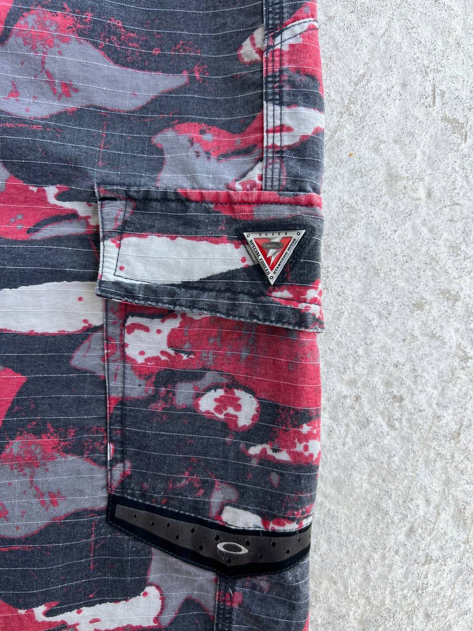 00s Vintage Oakley Camo Shorts