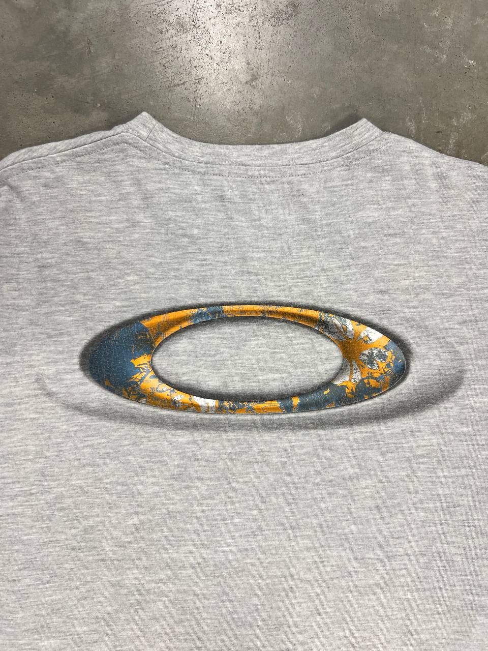 00s Vintage Oakley Hibiscus Long Sleeve T-Shirt