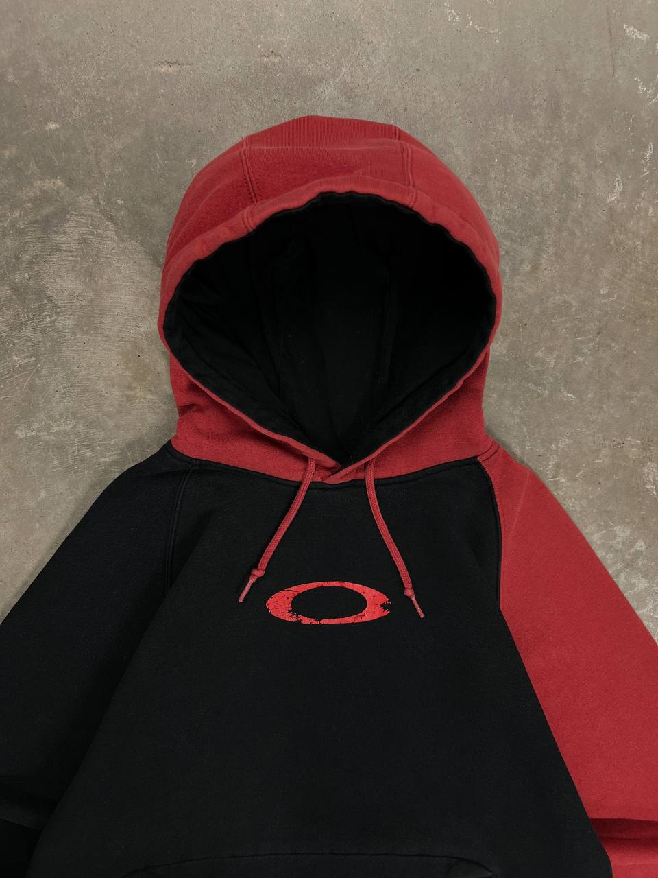 00s Vintage Oakley Hoodie