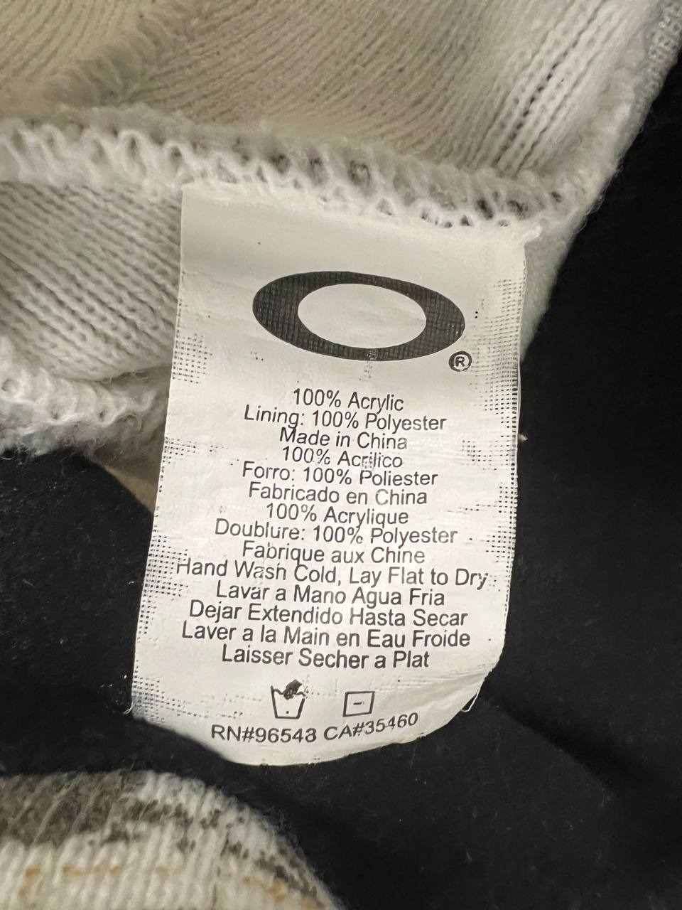 00s Vintage Oakley World Map Beanie Hat