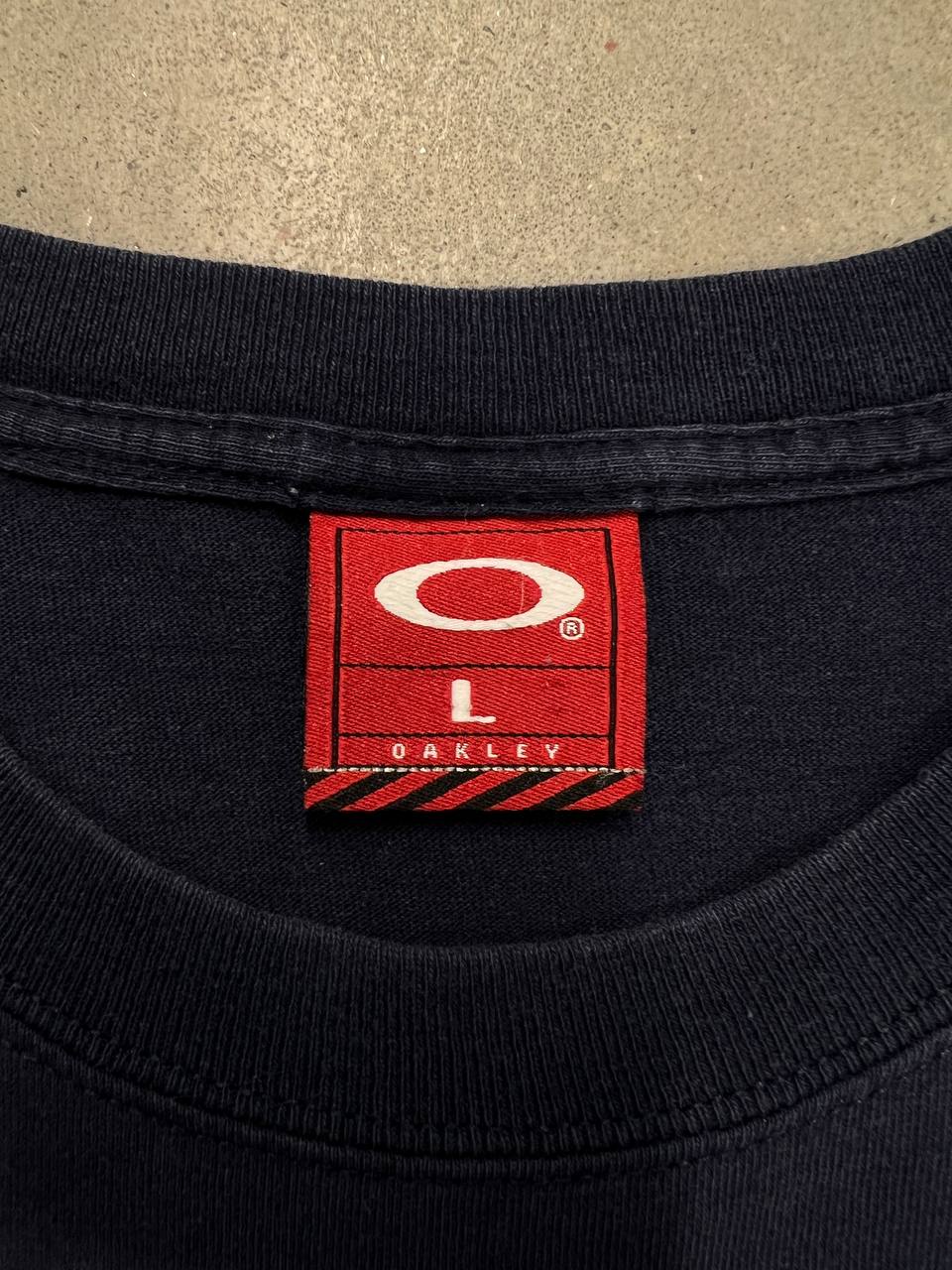 00s Vintage Oakley T-Shirt