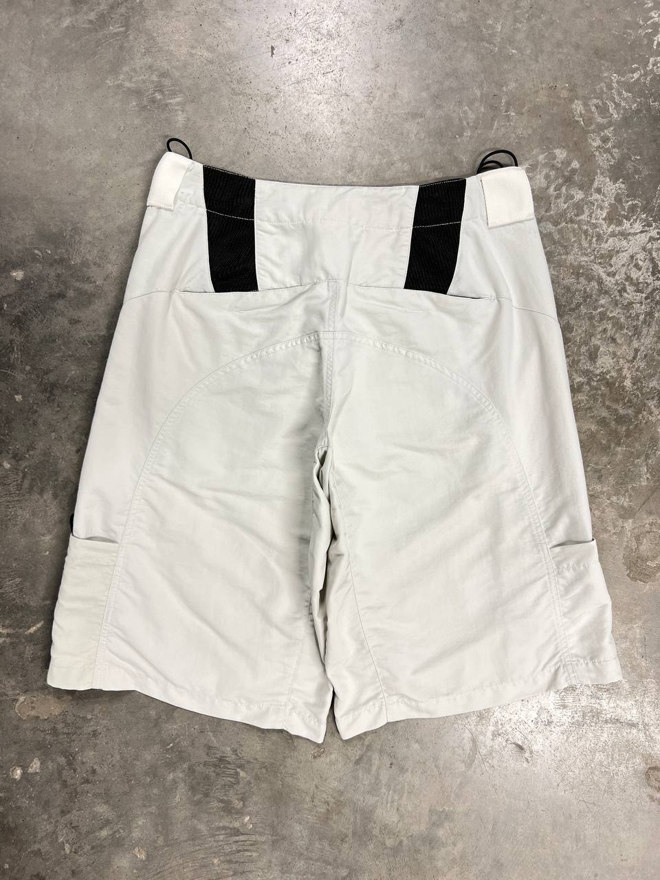 00s Vintage Oakley Ventilated Shorts