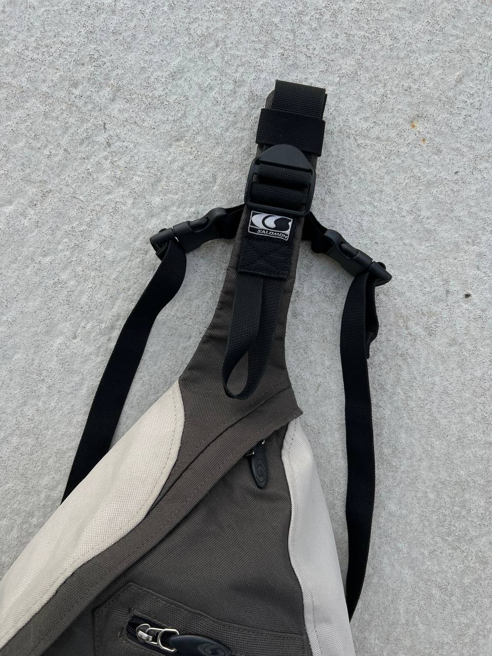 00s Vintage Salomon Sling Bag
