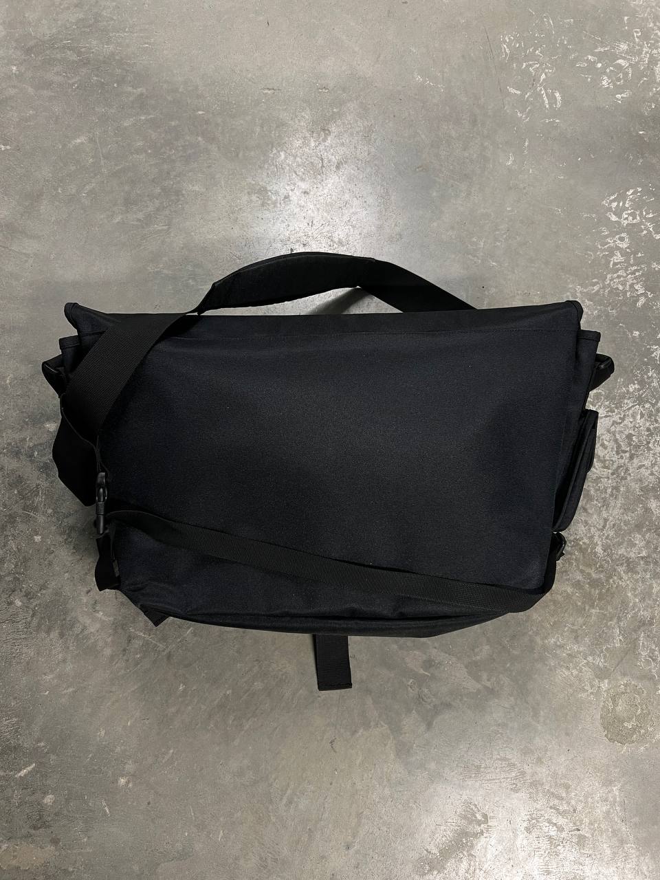 00s Vintage Salomon Extra Large Shoulder Messenger Bag