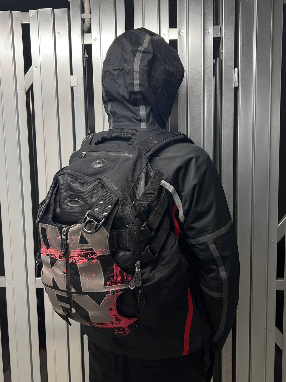 2006 Vintage Oakley Graphic Pack 2.0 Backpack