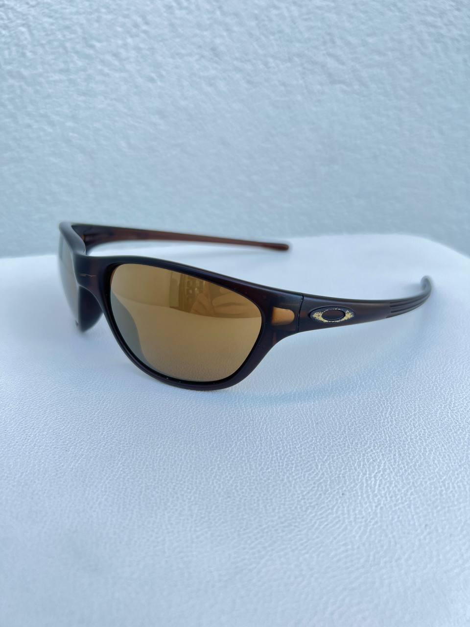 1997 Vintage Oakley Frogskin Sunglasses