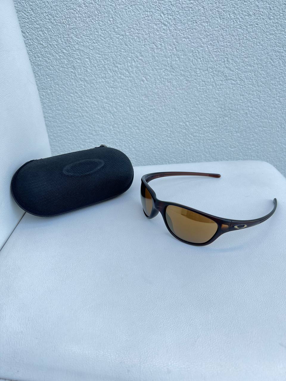1997 Vintage Oakley Frogskin Sunglasses