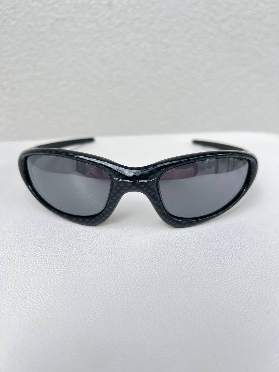 1999 Vintage Oakley New Straight Jacket Carbon Fiber Sunglasses