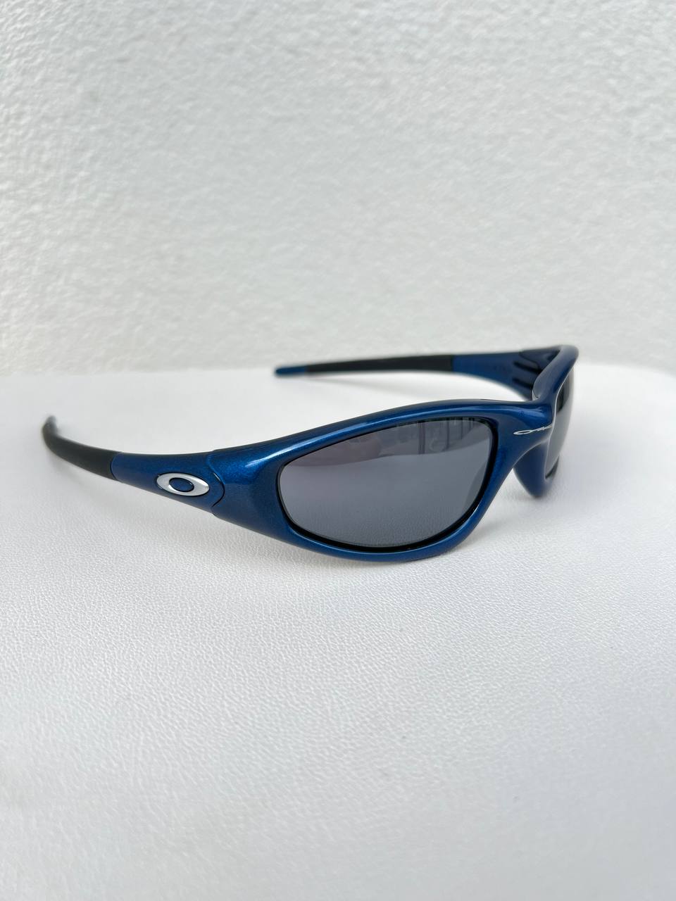 1999 Vintage Oakley Straight Jacket Blue Black Iridium Sunglasses