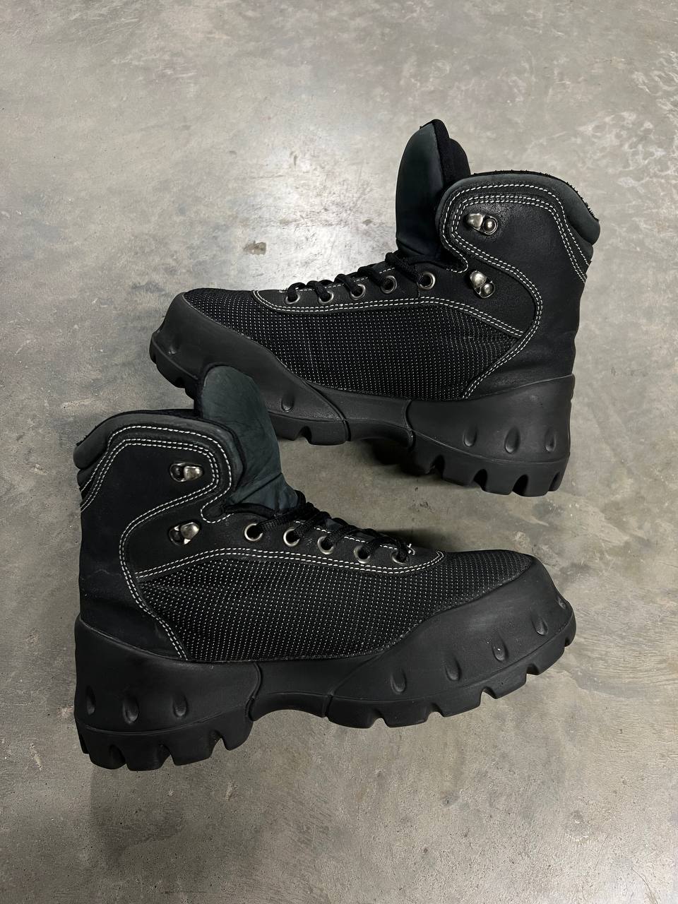 2000 Vintage Oakley Pit Boot Shoes