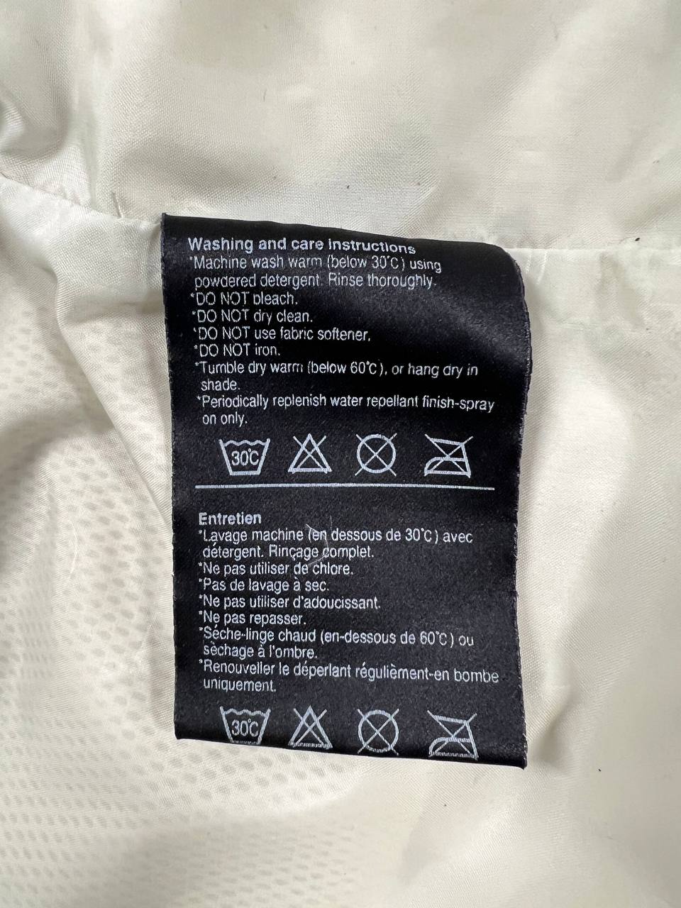 2000s Vintage Burton Snowboards 64 Tactic Puffer Jacket