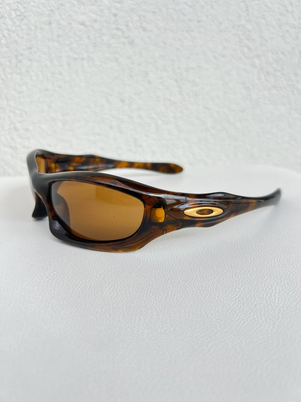 2003 Vintage Oakley Monster Dog 1st Gen Brown Tortoise / Bronze Sunglasses
