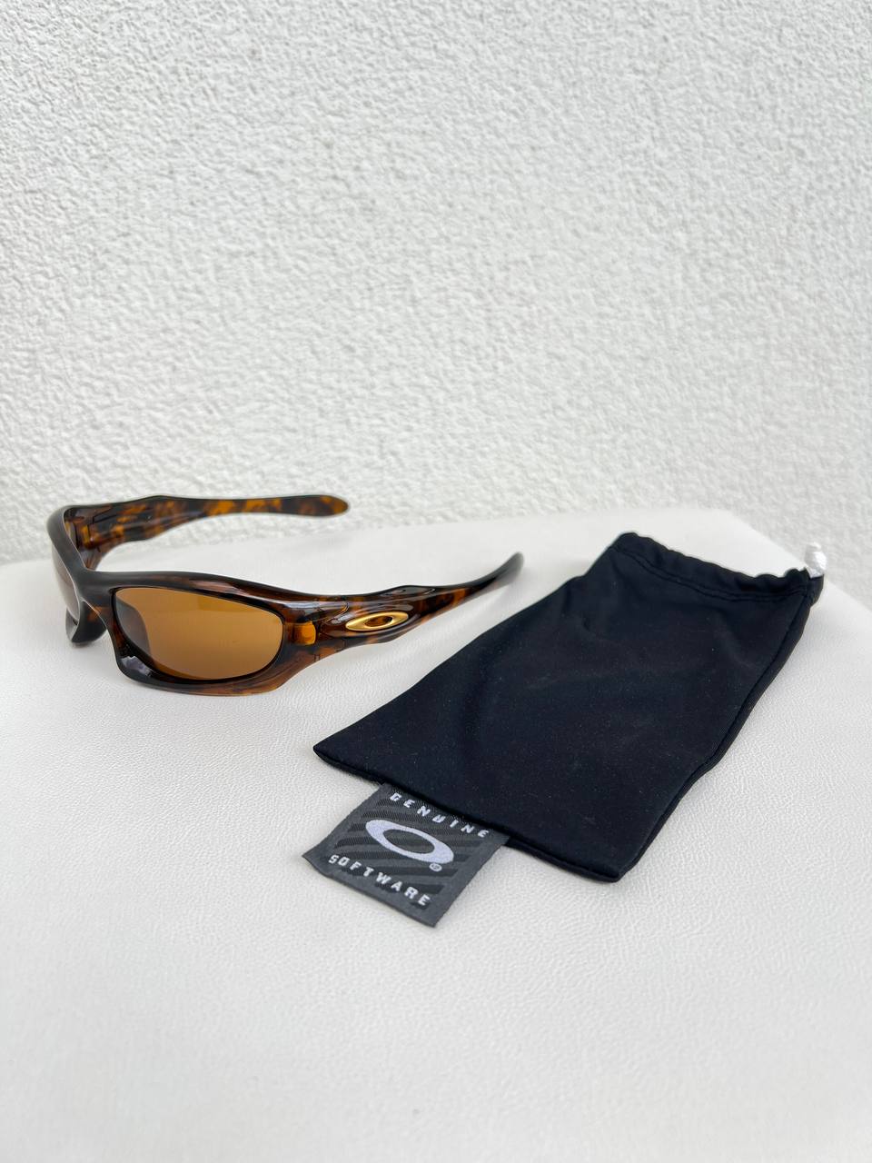 2003 Vintage Oakley Monster Dog 1st Gen Brown Tortoise / Bronze Sunglasses