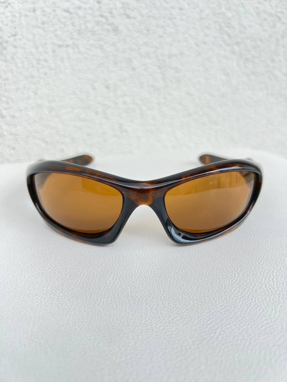 2003 Vintage Oakley Monster Dog 1st Gen Brown Tortoise / Bronze Sunglasses