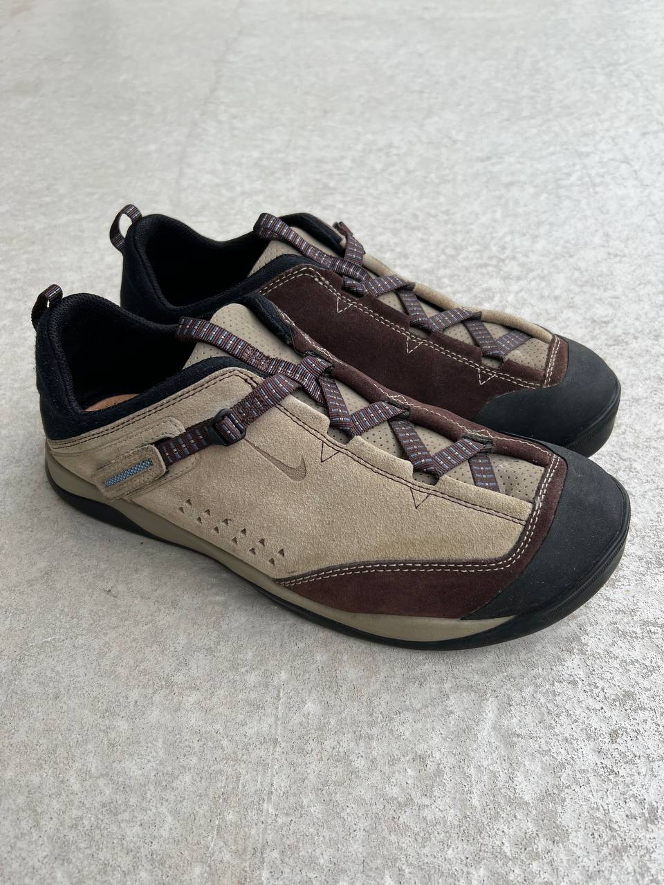 2004 Vintage Nike Air Moc Capture
