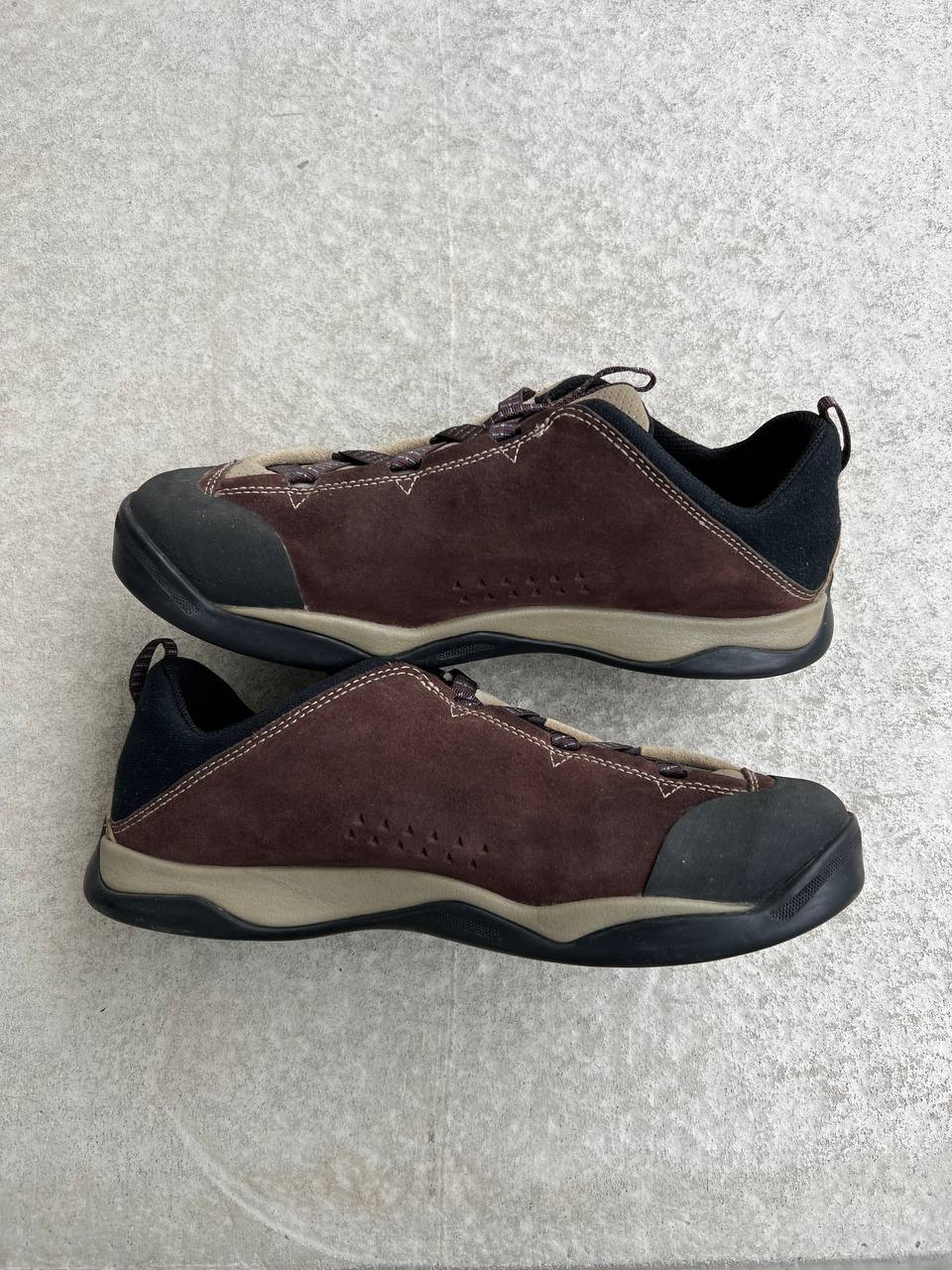 2004 Vintage Nike Air Moc Capture