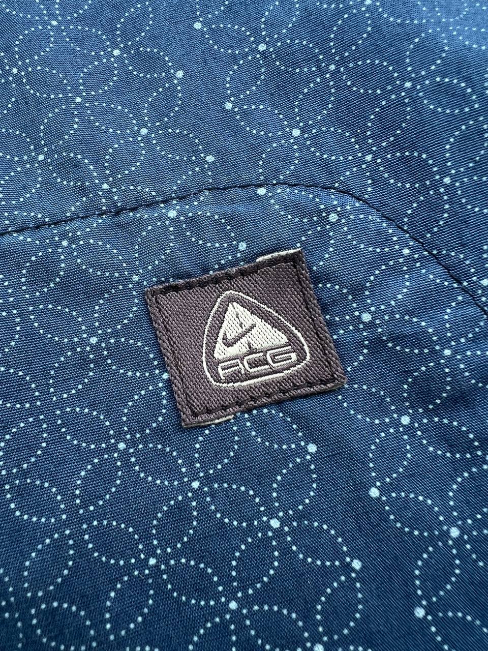 2004 Vintage Nike ACG Shirt