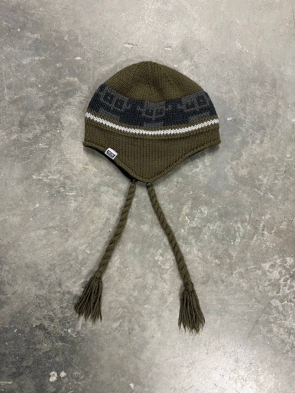 2004 Vintage Salomon Hat
