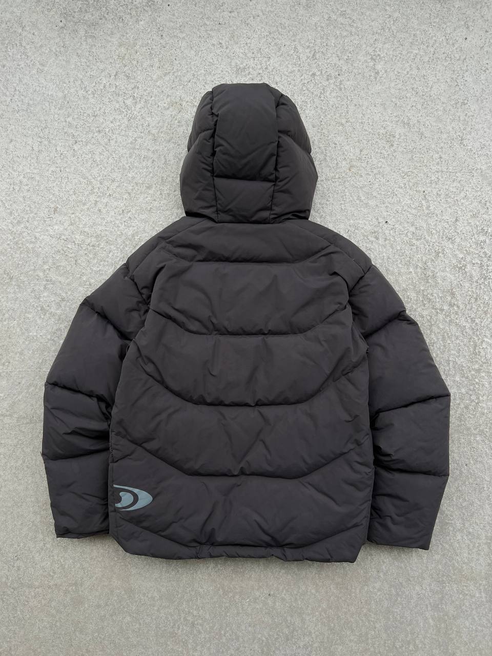 2004 Vintage Salomon Puffer Jacket