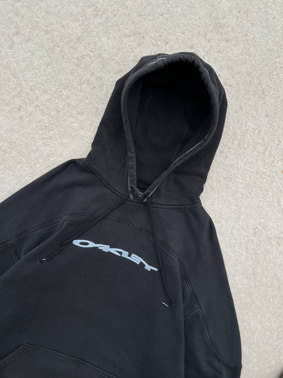 2005 Vintage Oakley Hoodie
