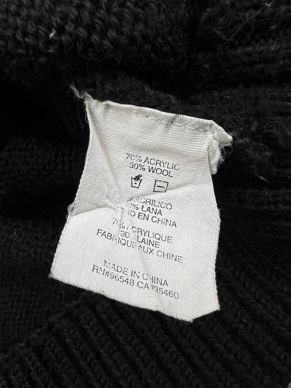 2005 Vintage Oakley Sweater