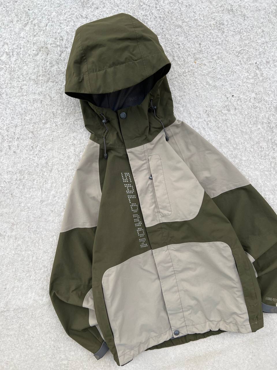 2005 Vintage Salomon Gore-Tex Jacket
