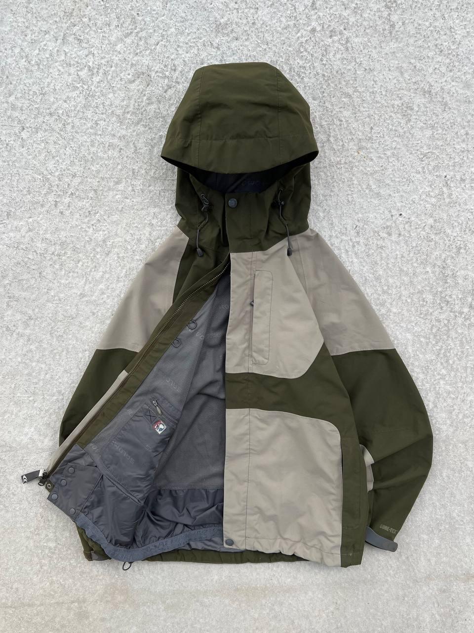 2005 Vintage Salomon Gore-Tex Jacket
