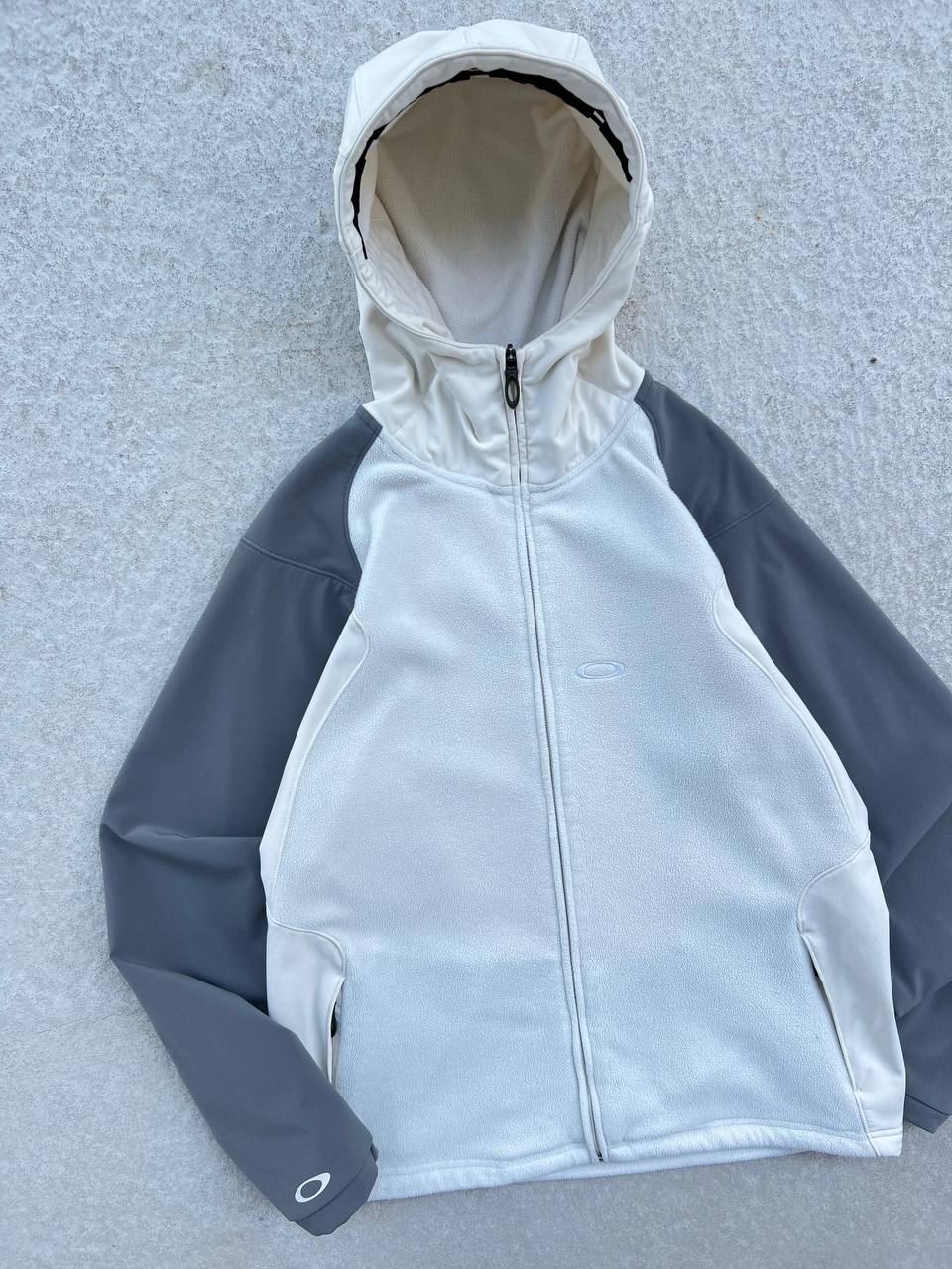 2006 Vintage Oakley Hybrid Fleece Jacket