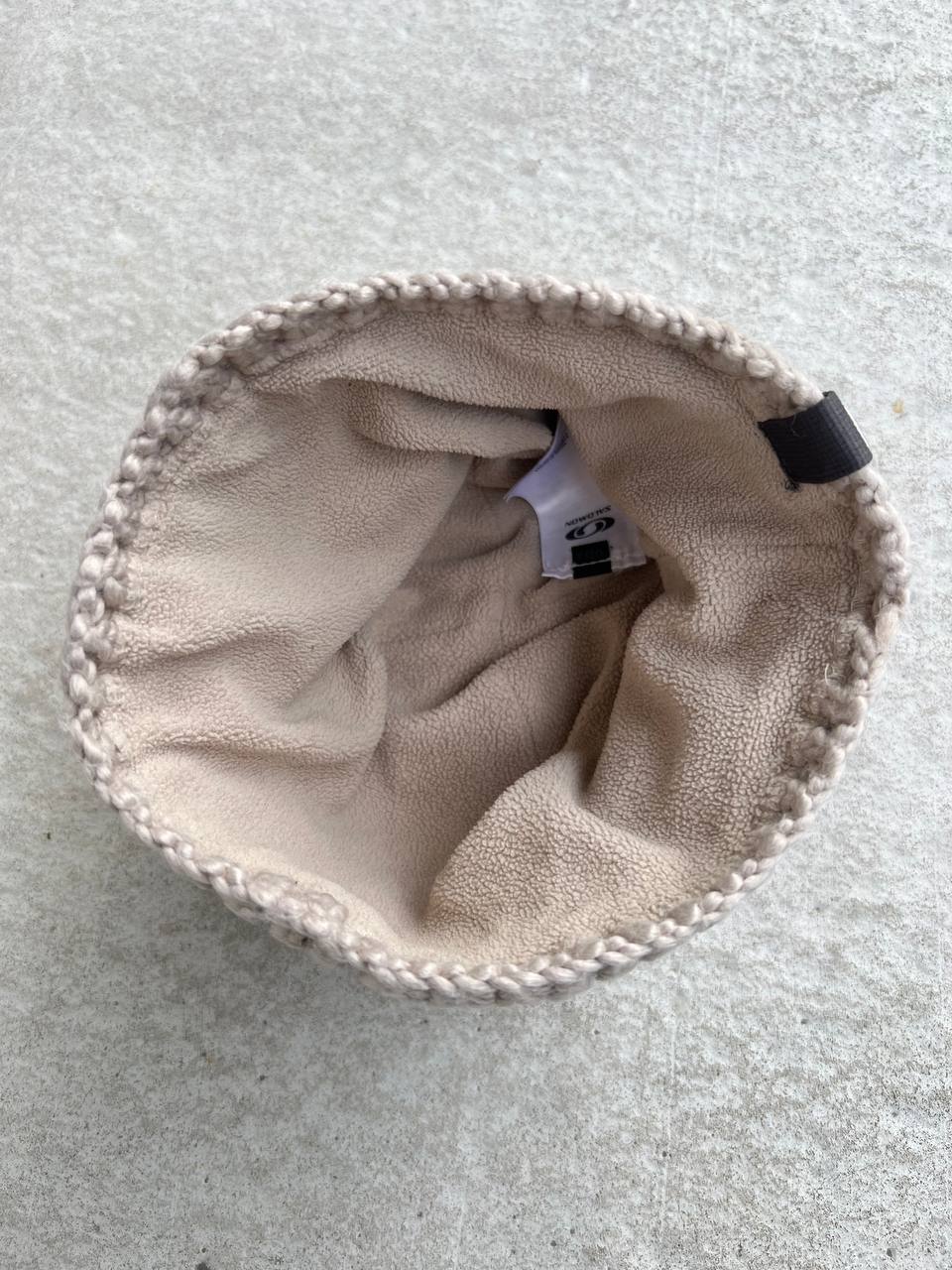 2006 Vintage Salomon Knit Hat Beige