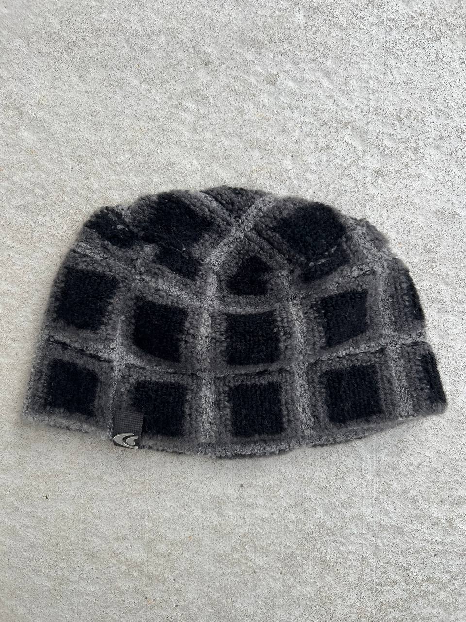 2006 Vintage Salomon Knit Hat Black