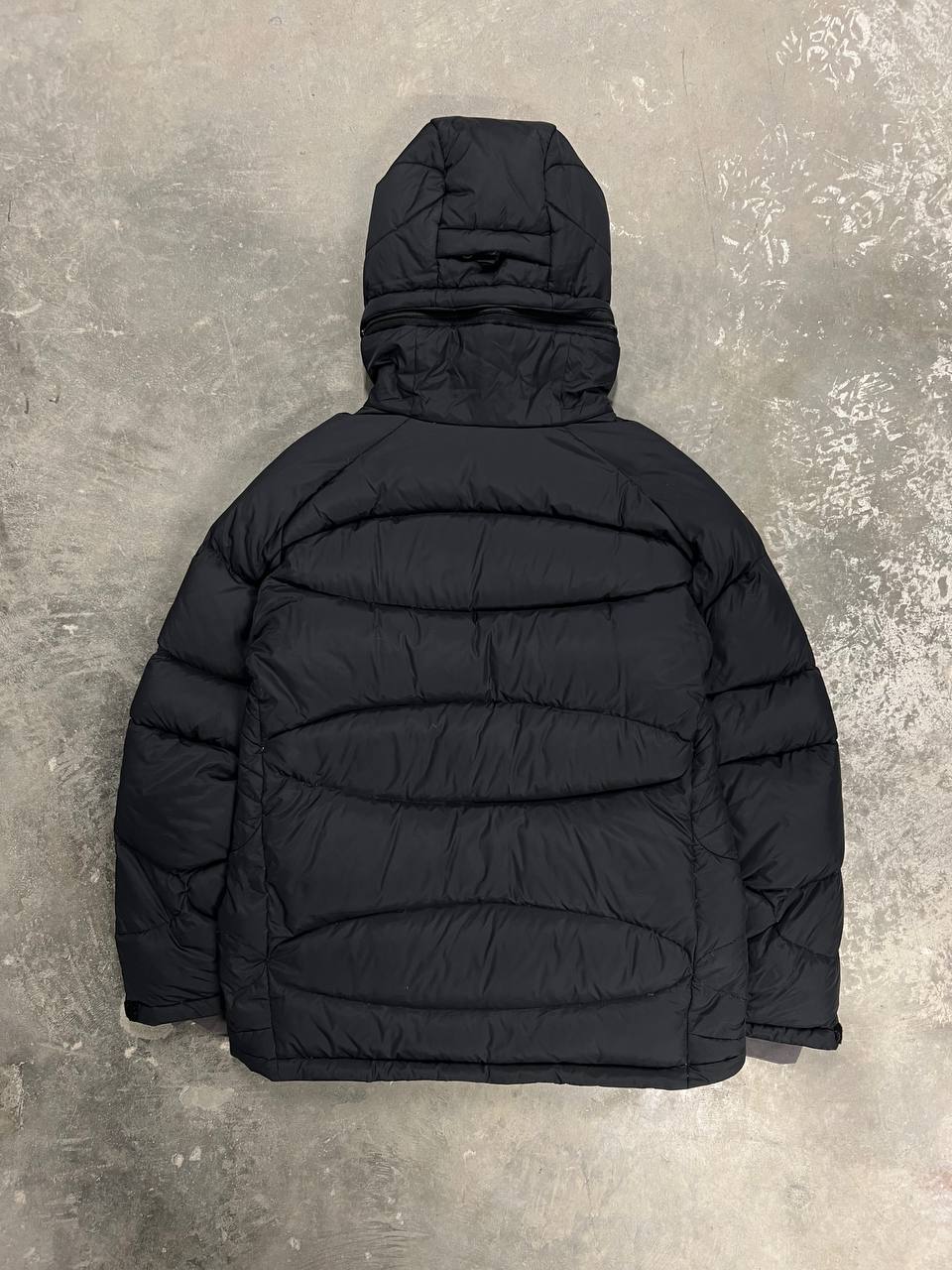 2006 Vintage Salomon Puffer Jacket
