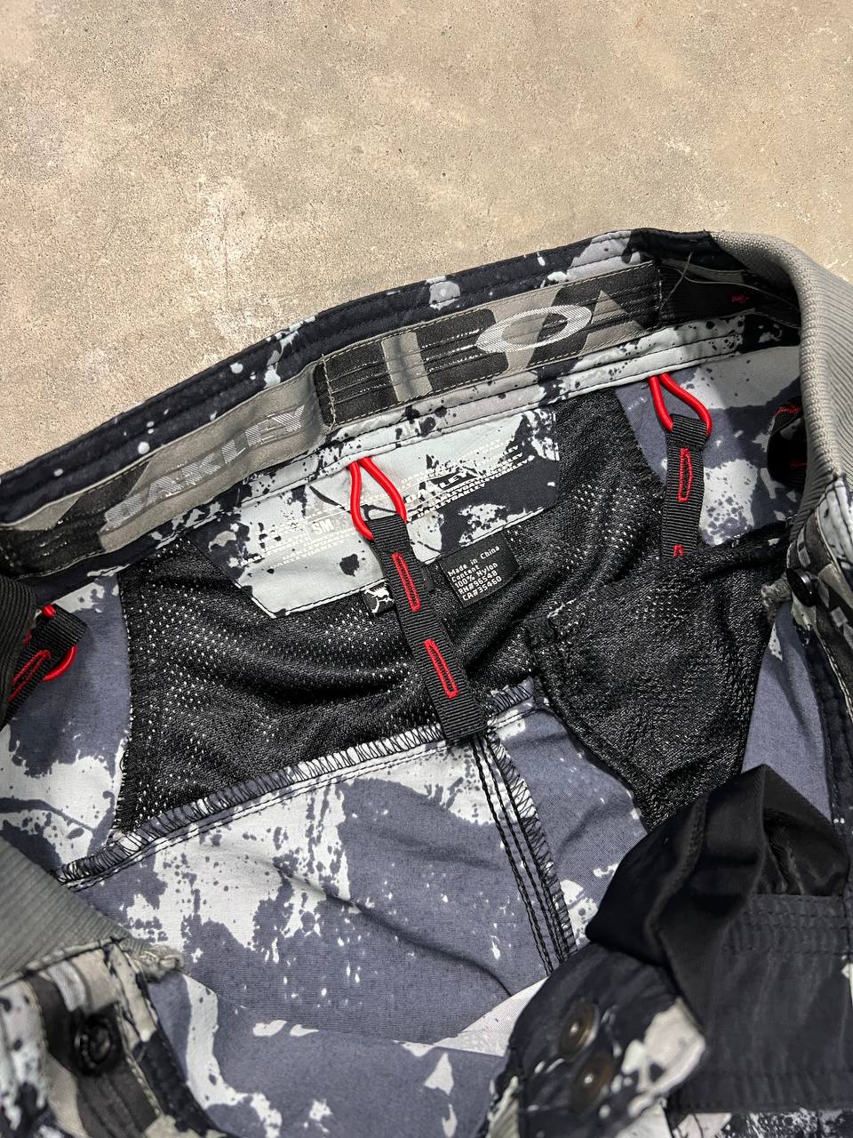2007 Oakley Ventilated Camo Shorts