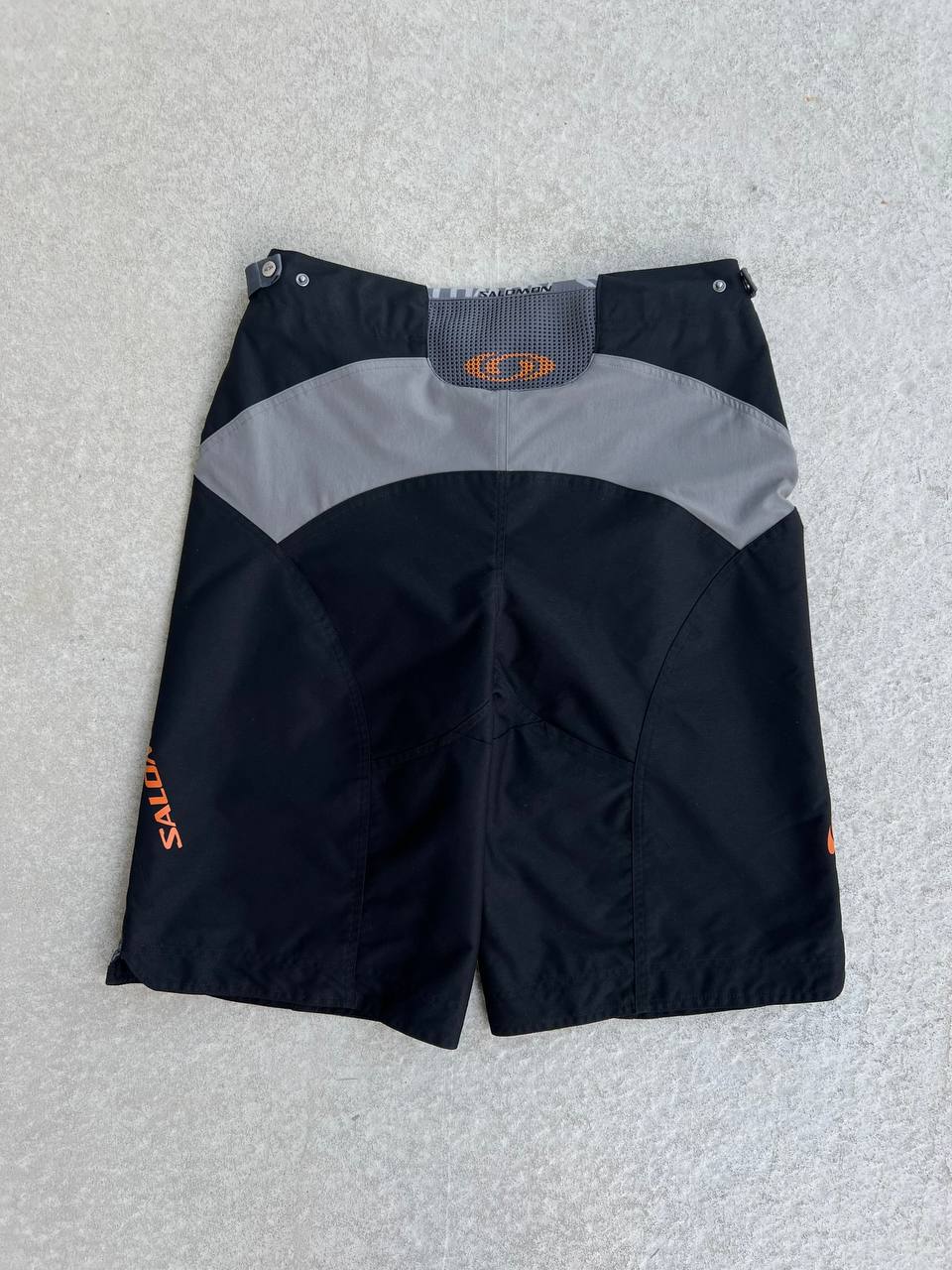 2007 Vintage Salomon Shorts