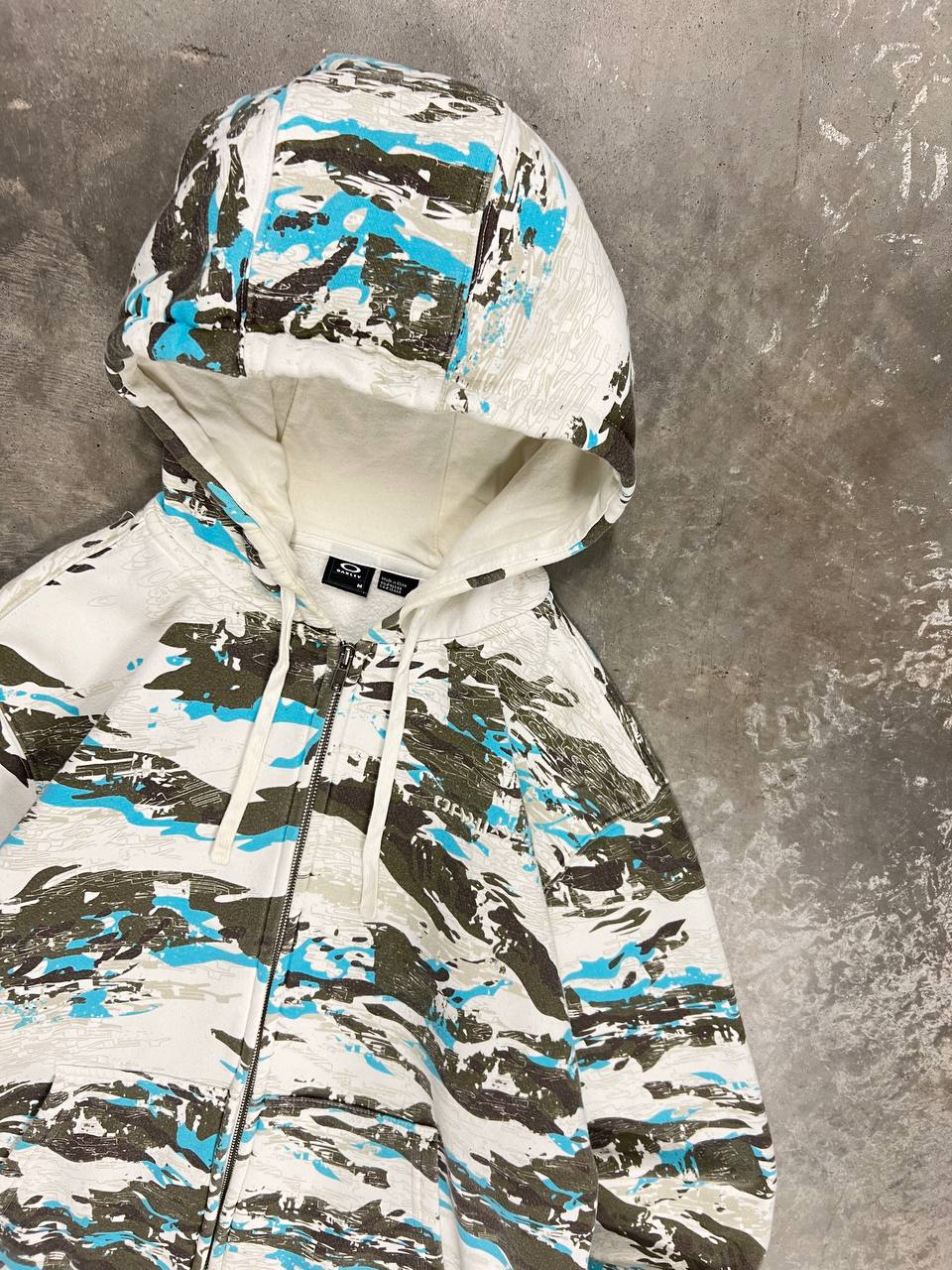 2008 Oakley Camo Zip Hoodie
