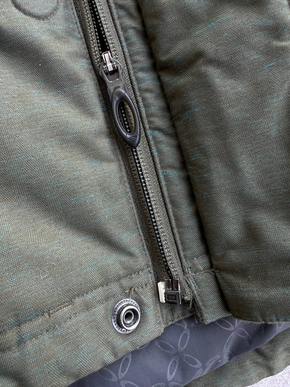 2008 Oakley Puffer Jacket