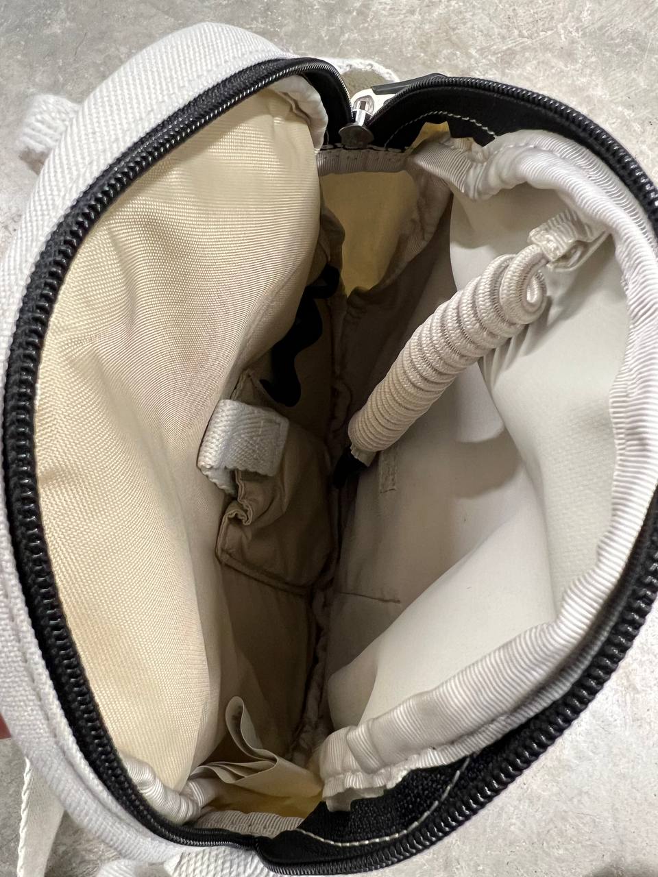 2008 Vintage Salomon Shoulder Bag