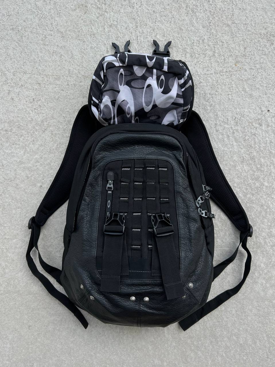 2011 Oakley Backpack