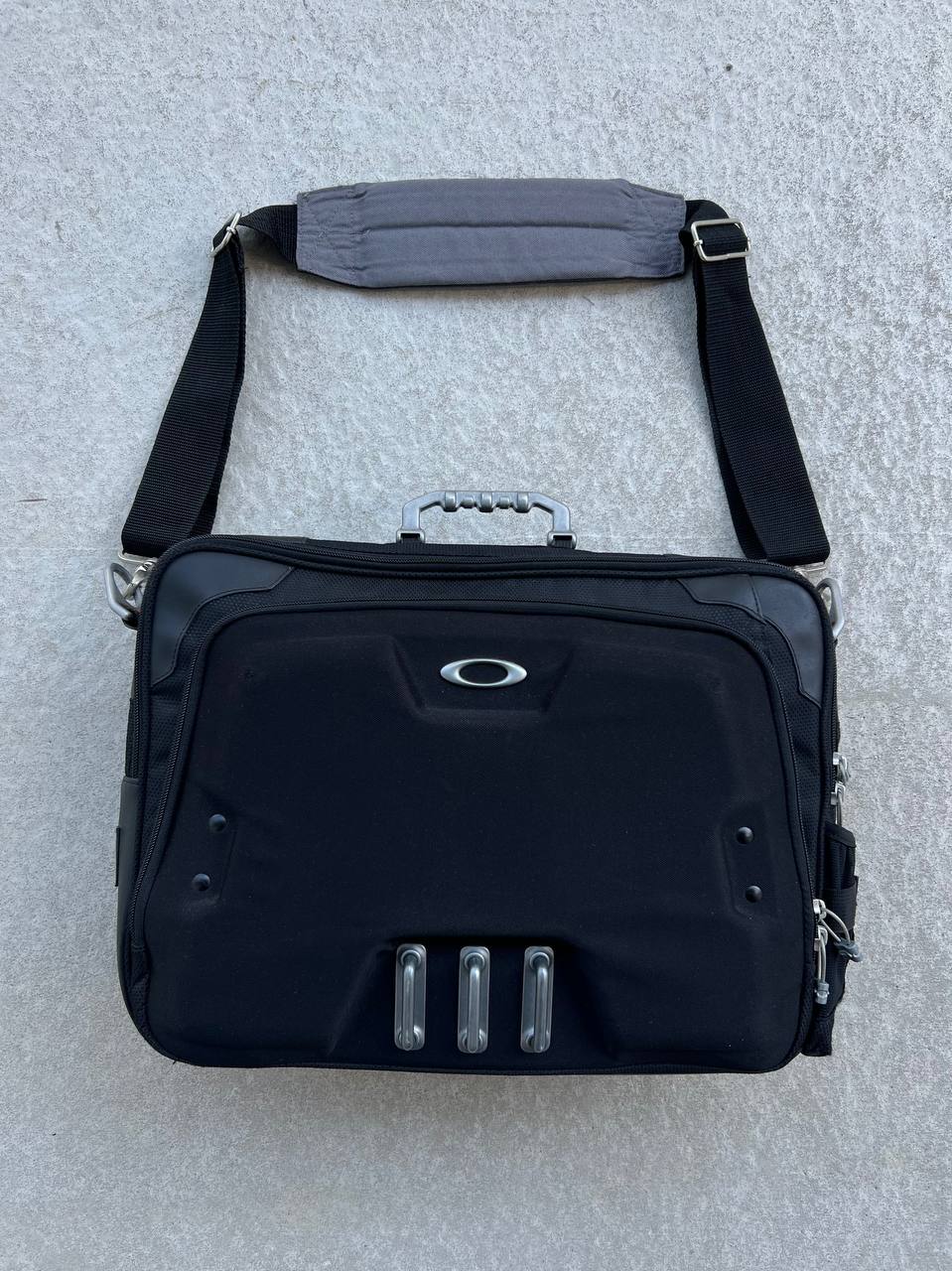 2014 Oakley Home Office Shoulder Bag