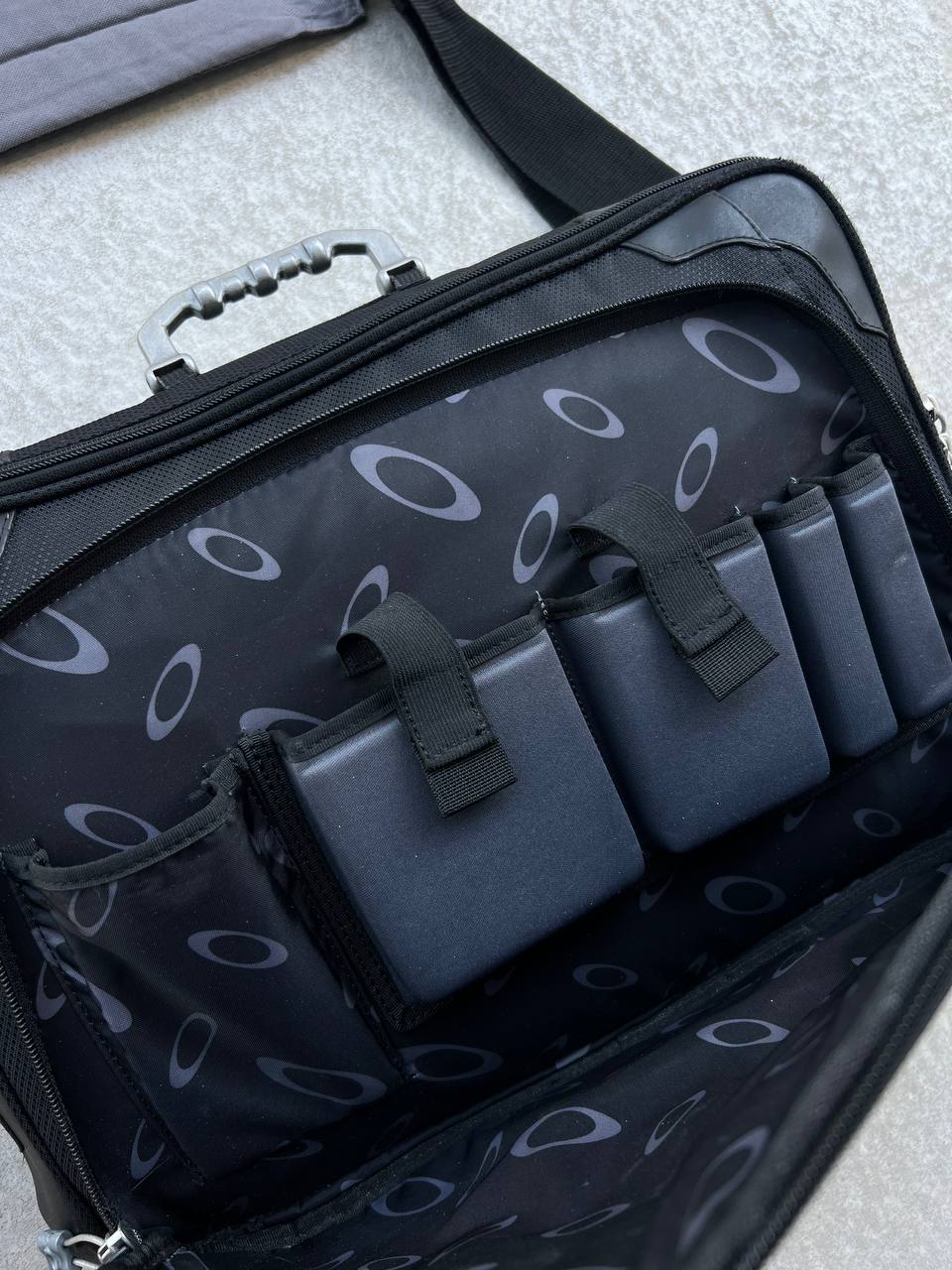 2014 Oakley Home Office Shoulder Bag