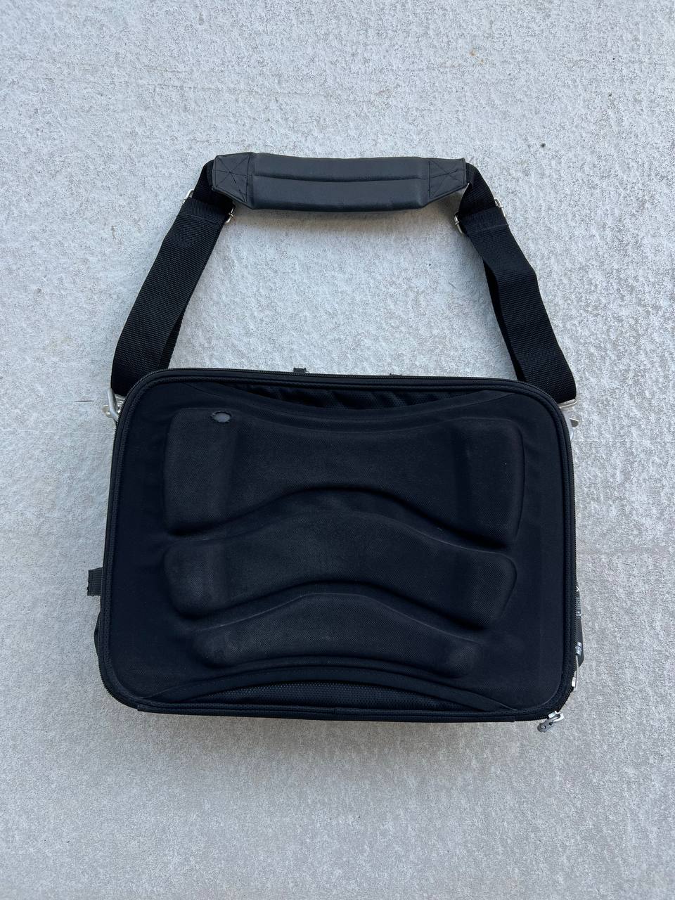 2014 Oakley Home Office Shoulder Bag