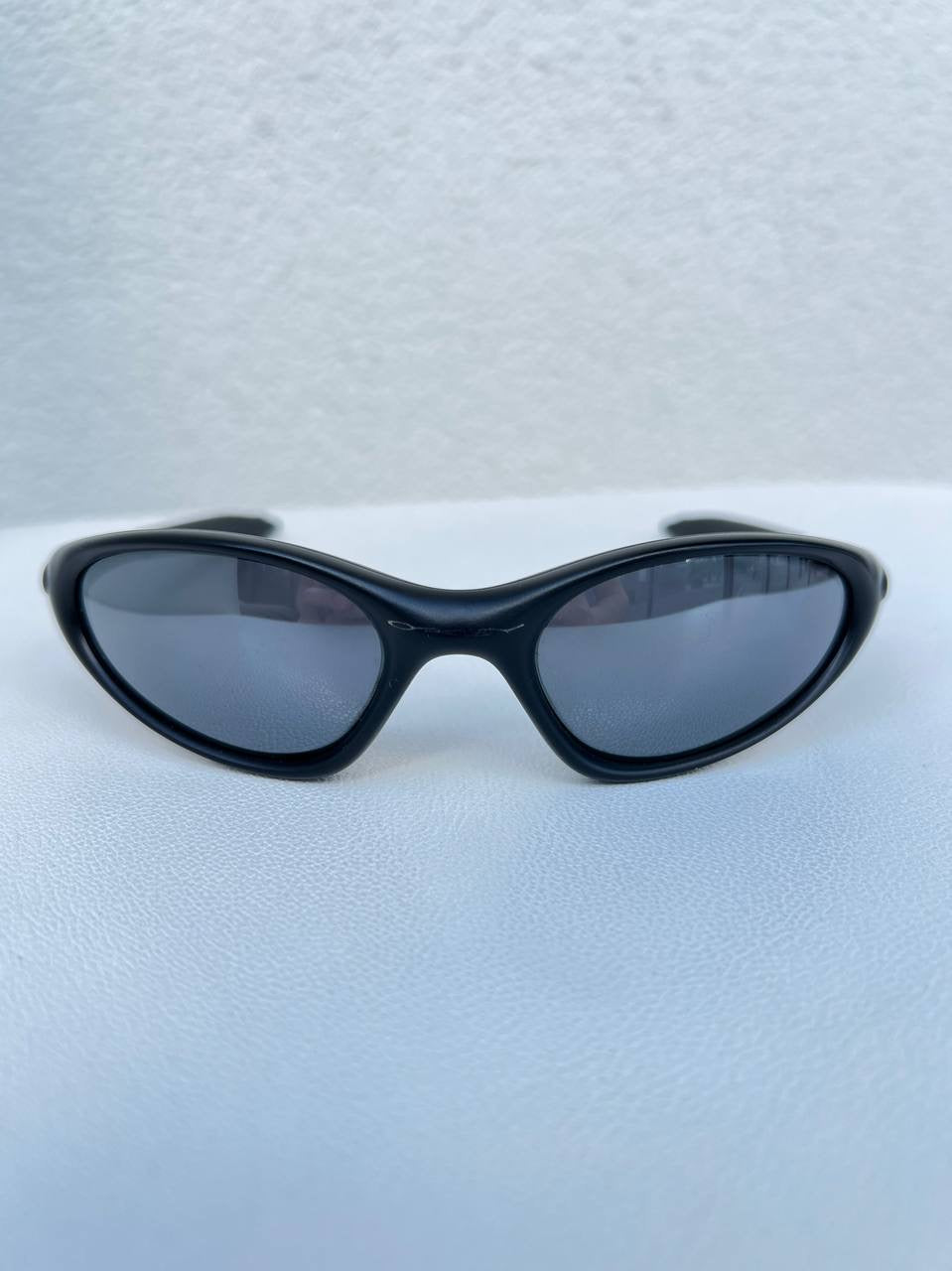 00s Vintage Oakley Minute Black Sunglasses
